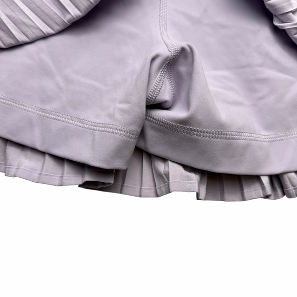 Lululemon High-Rise Pleated Tennis Skirt shorts lavender square dot size 10 - Picture 5 of 9